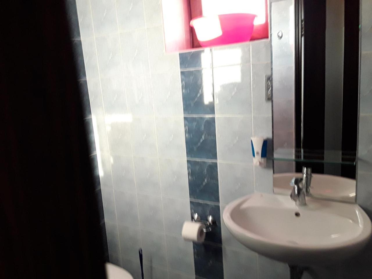 Inn Na Bugaze Karolino-Buhaz Luaran gambar